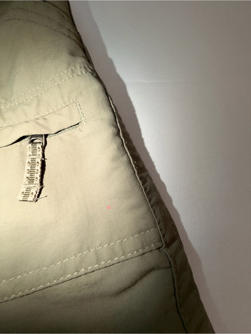 The North Face Olive Green Hiking Cargo Shorts Women’s Size 8 - Picture 2 of 12